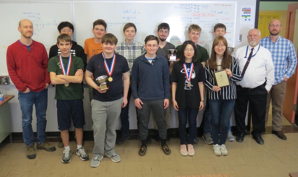 缅因州科学与数学学院在缅因州数学竞赛中获得第一名